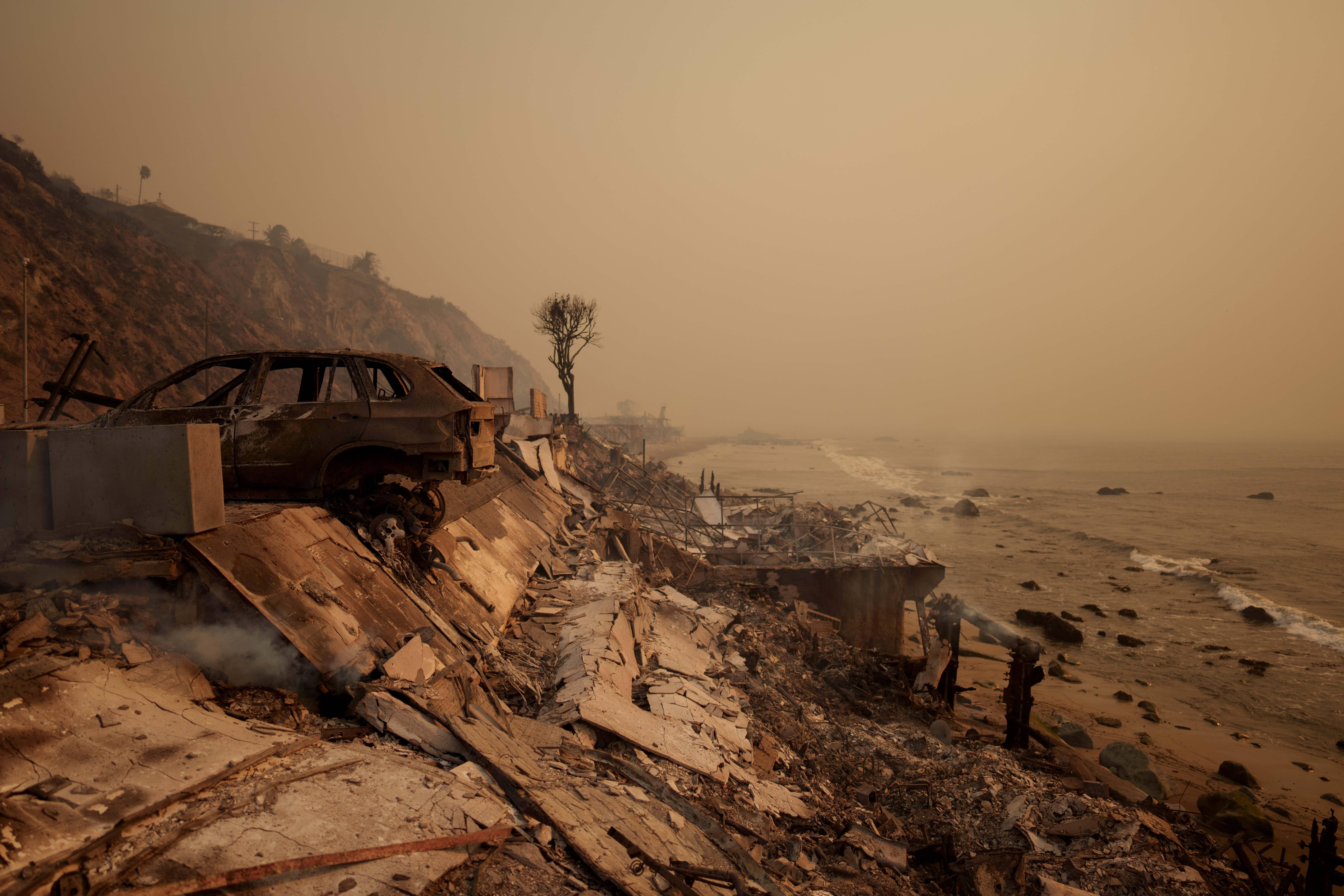 https://laist.com/news/climate-environment/southern-california-fires-tips-resources social preview image