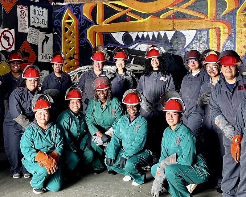 laist.com - Adolfo Guzman-Lopez - How DemoChicks is helping women of color land well-paying construction jobs