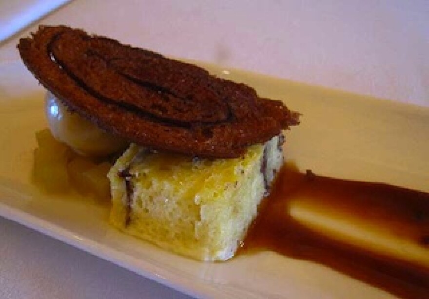 cinnroll-hatfields.jpg