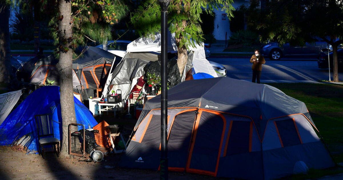 LA City Council to Vote on New Measure to Restrict Homeless Encampments ...