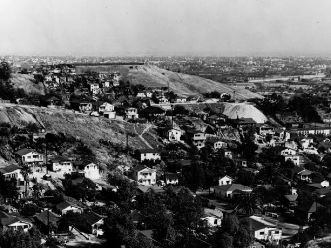 "Panoramic view of the Elysian Heights and Chavez Ravine area as photographed by the Los Angeles City Housing Authority in an effort to document slum conditions." Courtesy of the Los Angeles Public Library