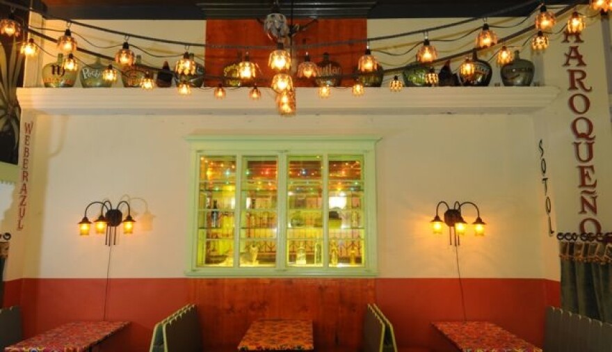 las-perlas-tequila-bar-downtown-mezcal.jpg