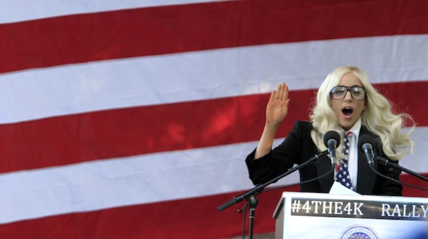 lady-gaga-dadt-fails-senate.jpg