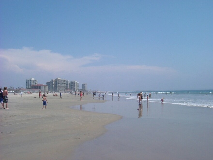 coronado_beach.jpg