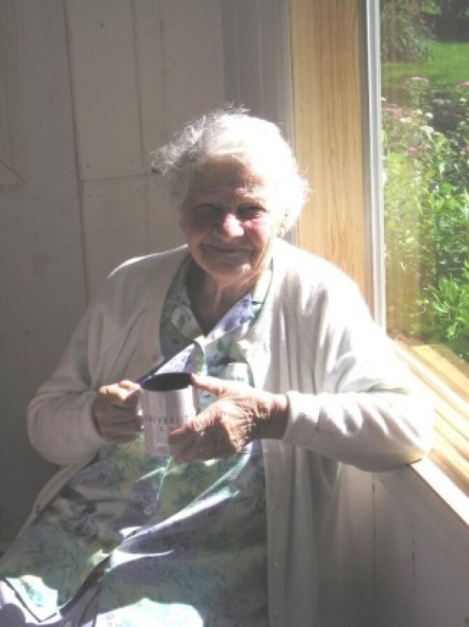 Sadie Kaplan, 1903-2009. 