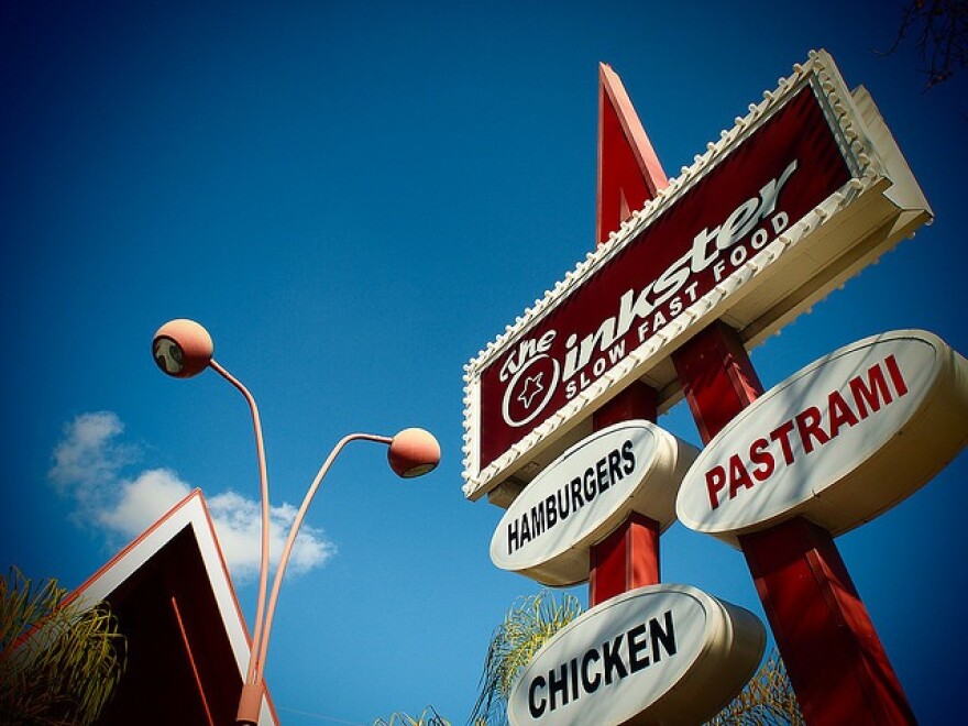 oinkster-sign.jpg