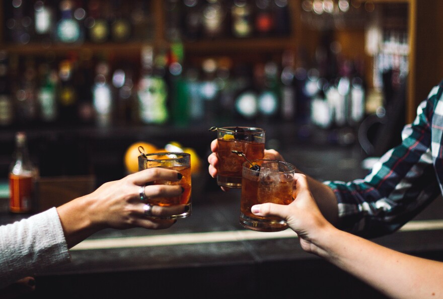 HAPPY HOURS