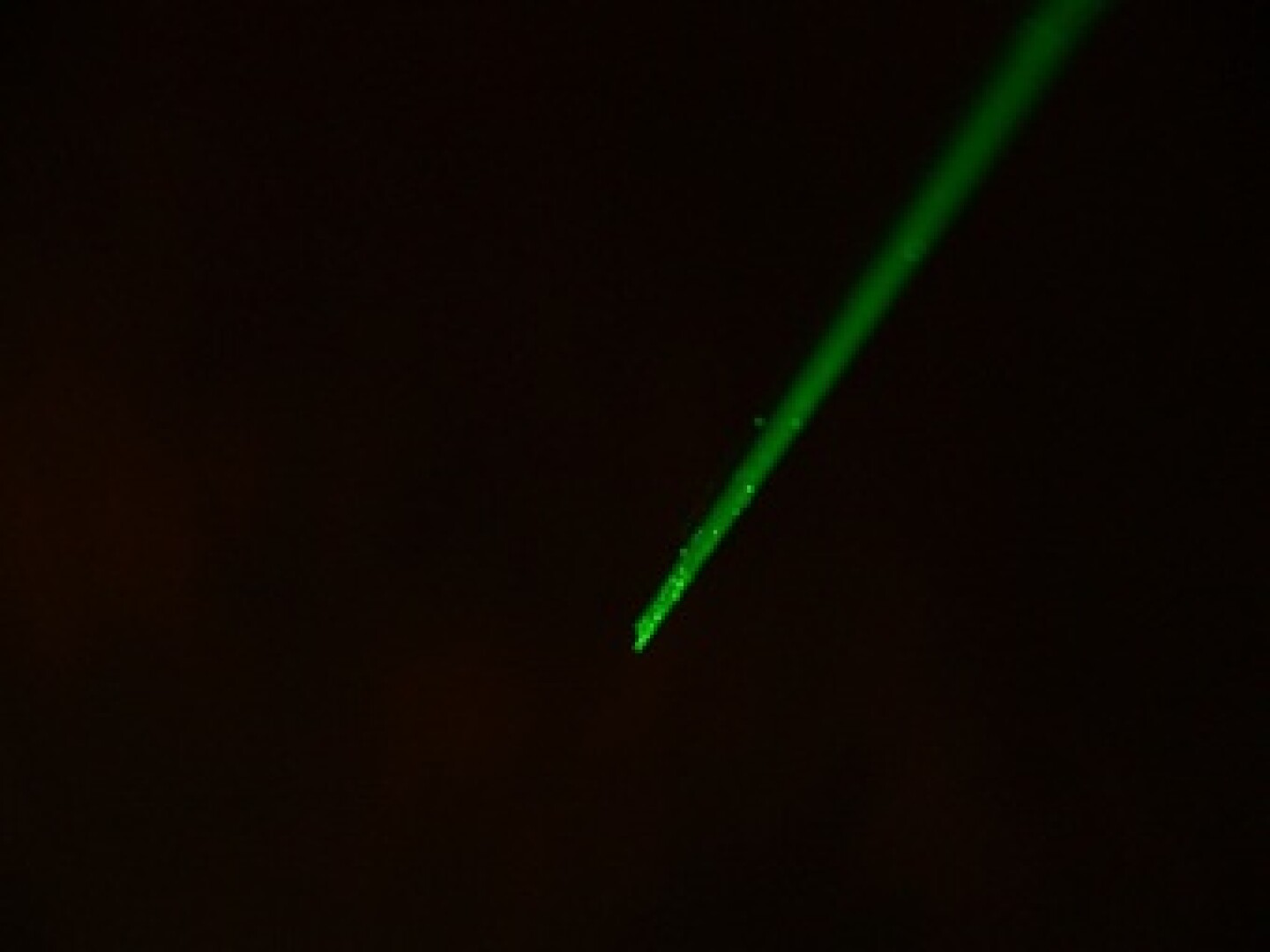 green_laser.jpg