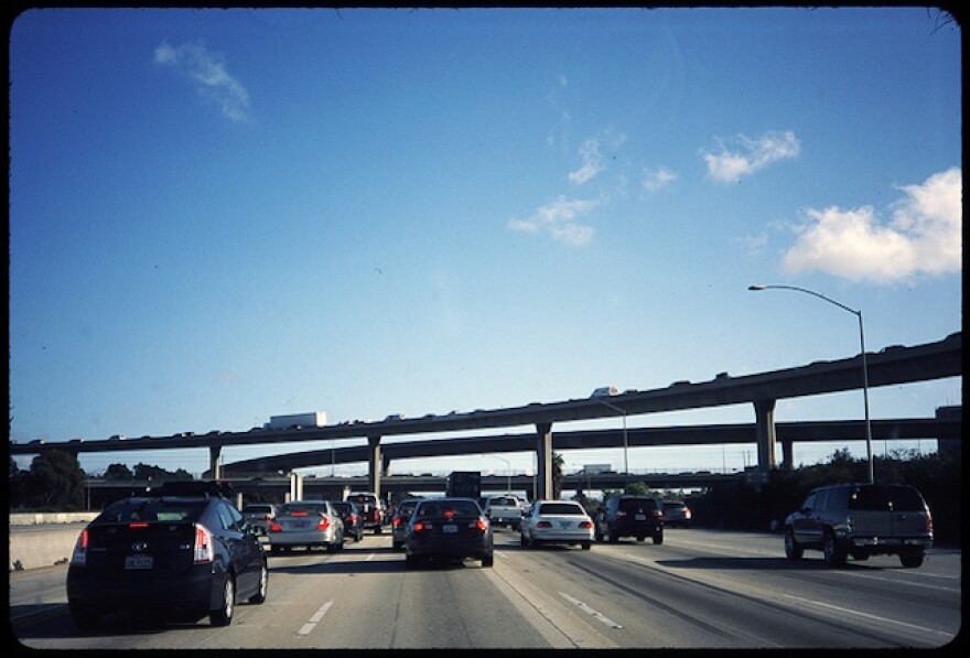 405_freeway_at_10.jpg