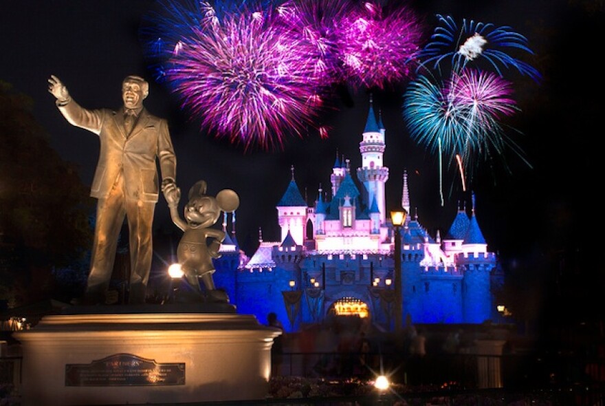 Disneyland-Flickr-fireworks.jpg