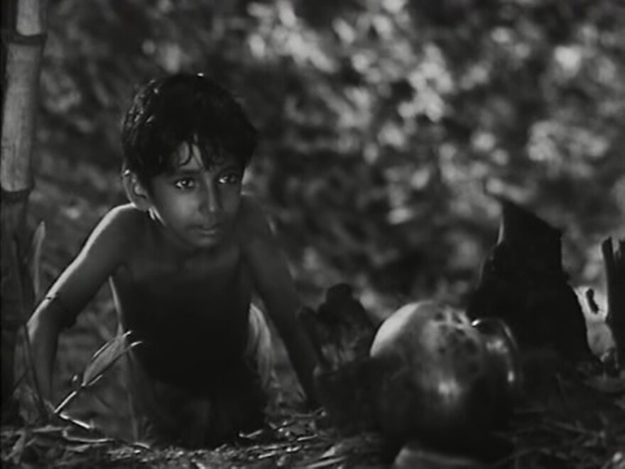 Still from the 1955 film "Pather Panchali"