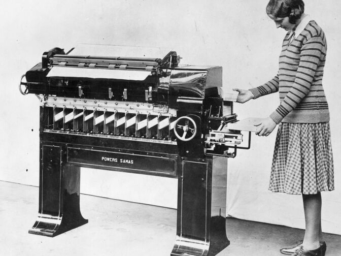 11th March 1931:  A Hollerith machine for processing the results of the 1931 census.  (Photo by Fox Photos/Getty Images)