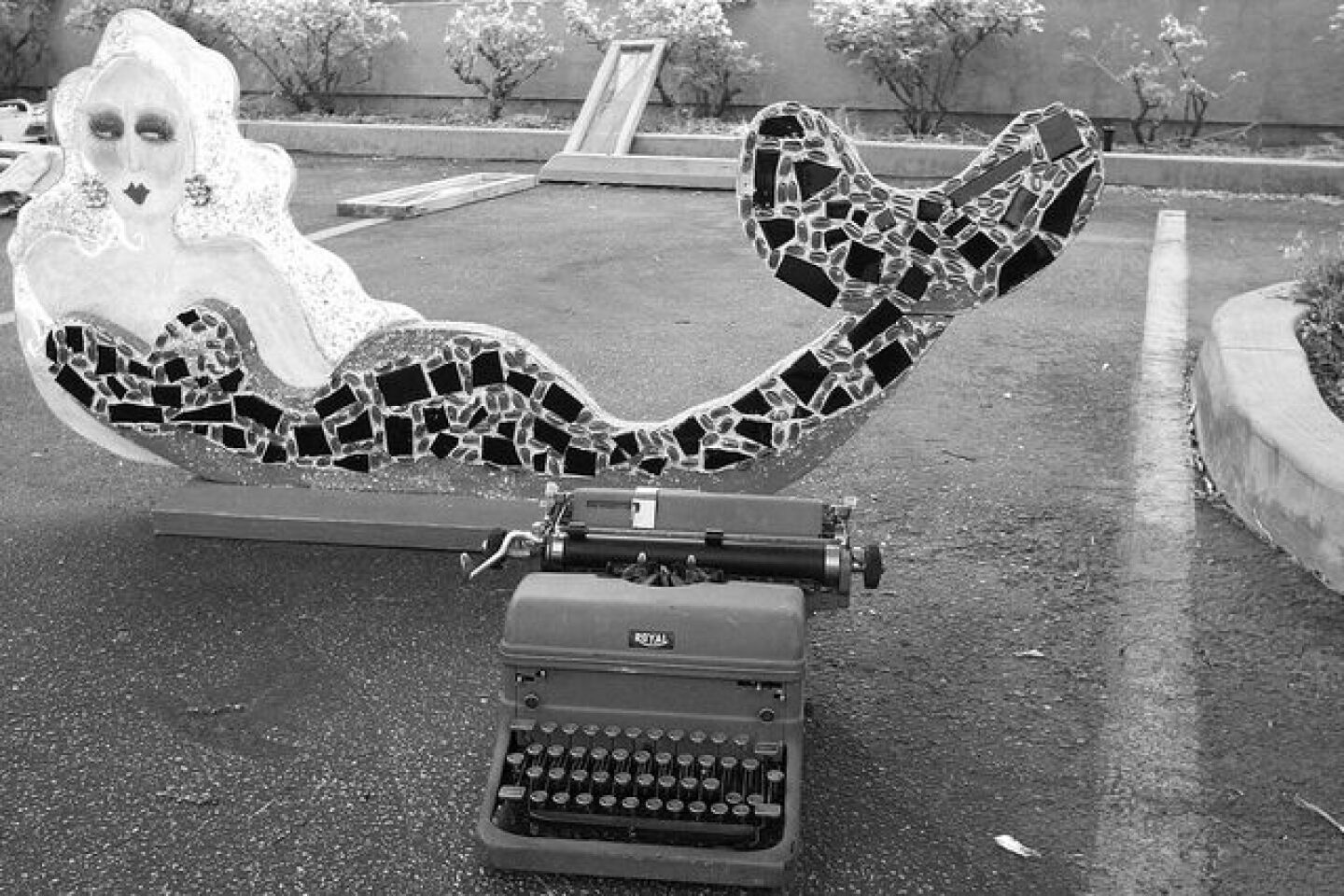 mermaid-typewriter.jpg
