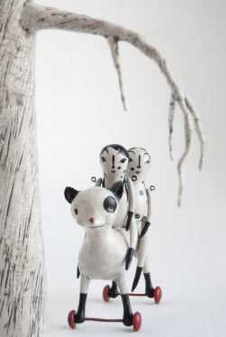 Magda_dolls_on_catback.jpg
