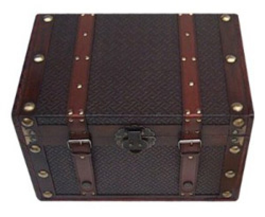 steamer-trunk.jpg