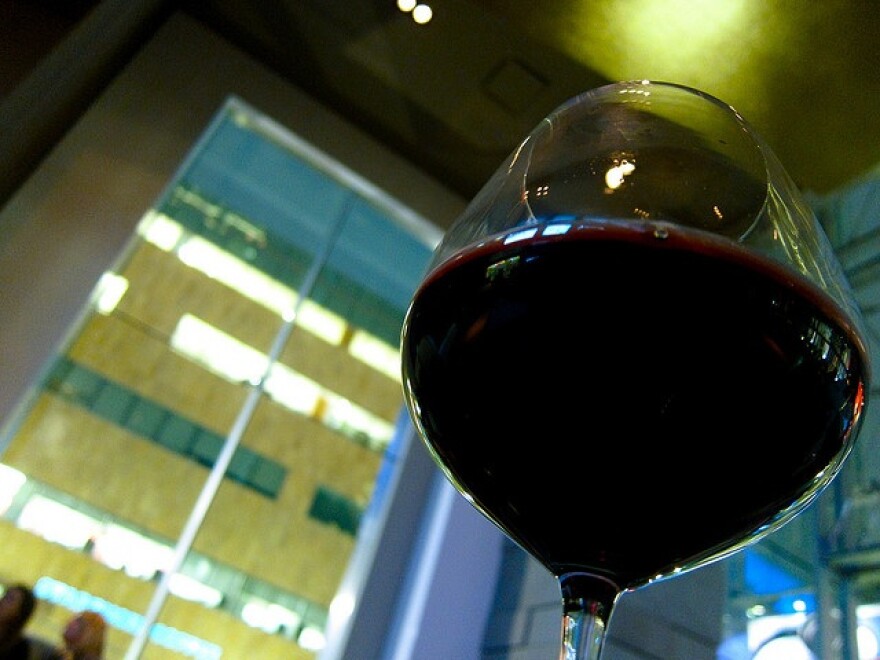 wine-lalive.jpg