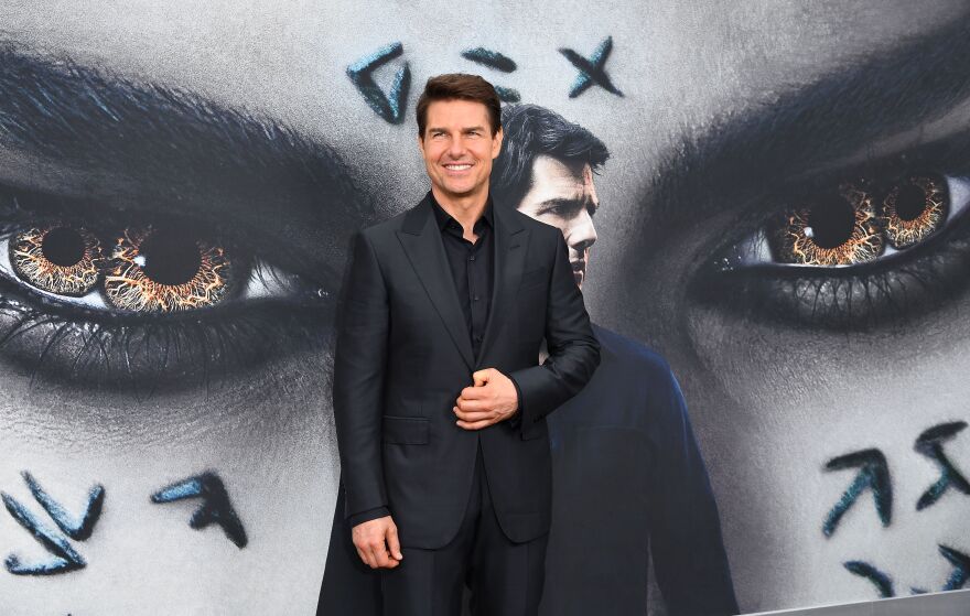 Actor Tom Cruise attends 'The Mummy' New York Fan Event at AMC Loews Lincoln Square on June 6, 2017 in New York City. / AFP PHOTO / ANGELA WEISS        (Photo credit should read ANGELA WEISS/AFP/Getty Images)