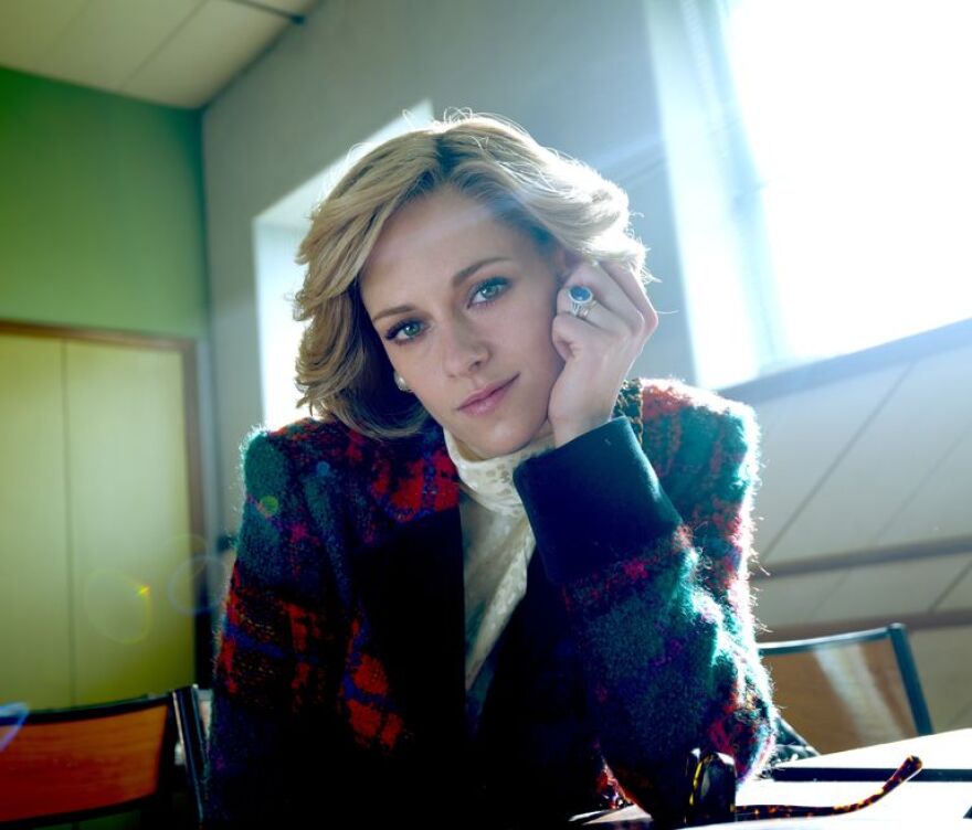 Kristen Stewart as Princess Diana in SPENCER. Photo by Pablo Larrain