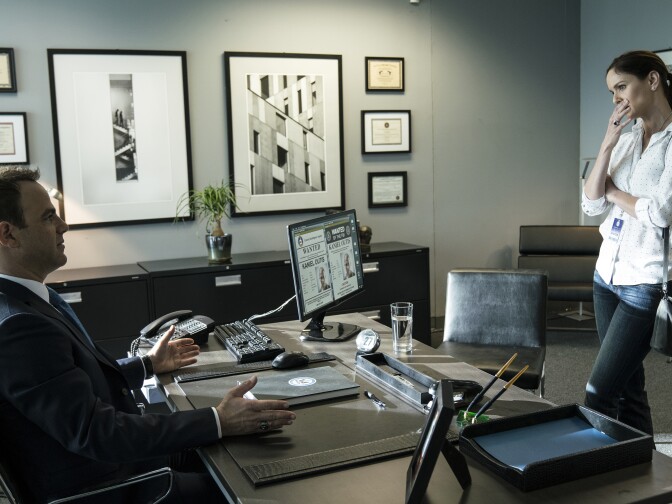 L-R: Paul Adelstein and Sarah Wayne Callies in the “Kaniel Outis” episode of "Prison Break."