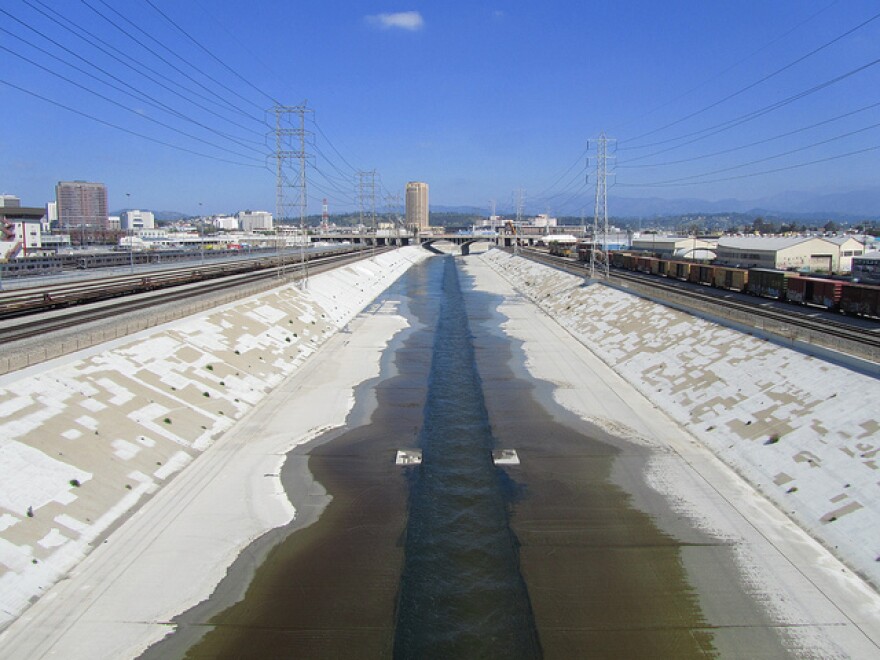 la_river.jpg