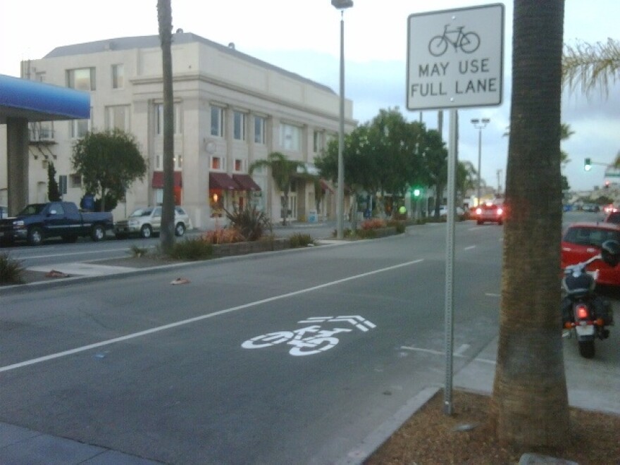 sharrows-la-pilot.jpg