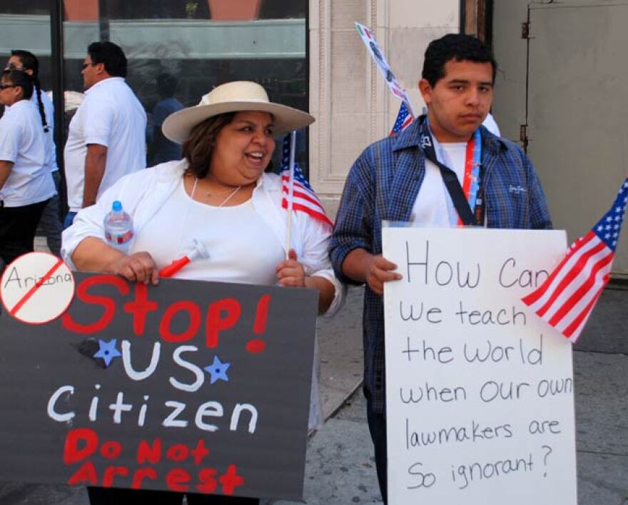 protest-az-ml.jpg