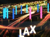 [DO NOT USE. NOT CREATIVE COMMONS LICENSED.] LAX at night. 