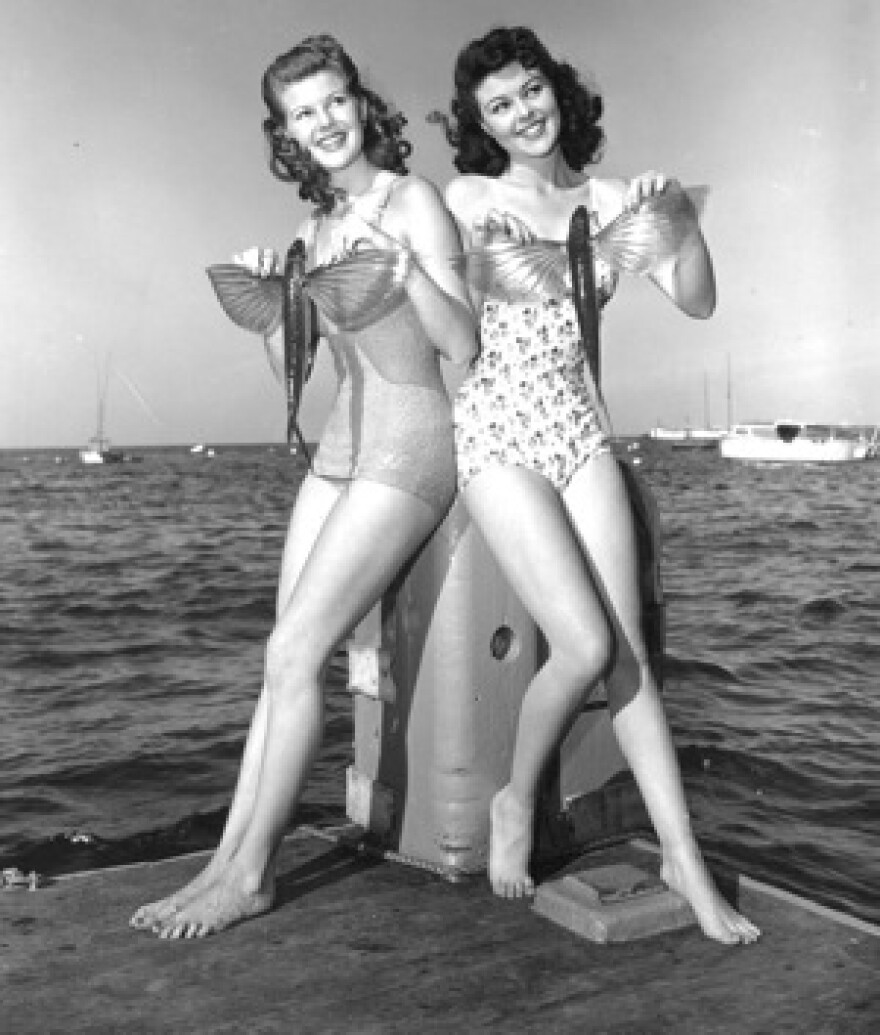 GirlsFlyingFish - CIM.jpg