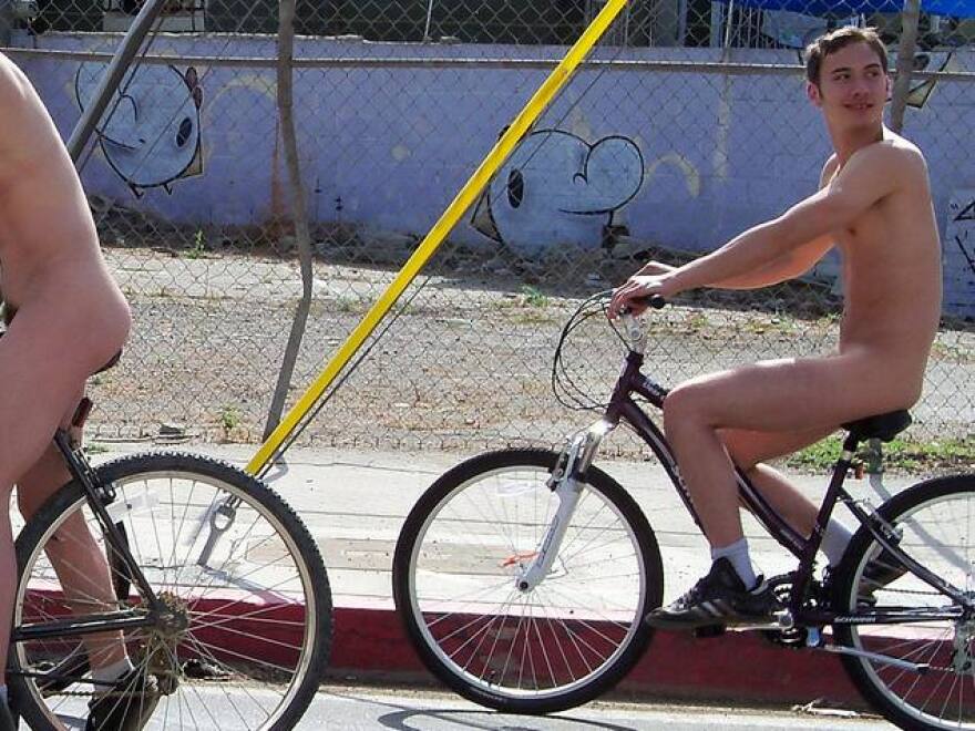 world-naked-bike-day-LA.jpg