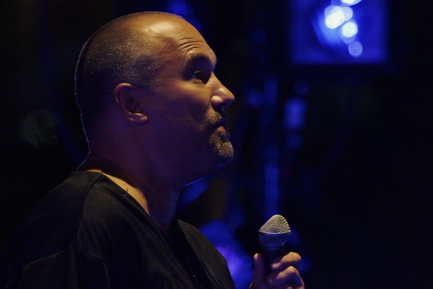 Roger Guenveur Smith performs his one-man show "Rodney King."