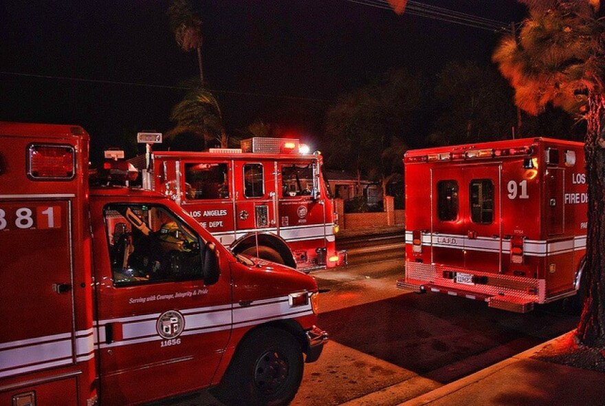 lafd_trucks_night.jpg