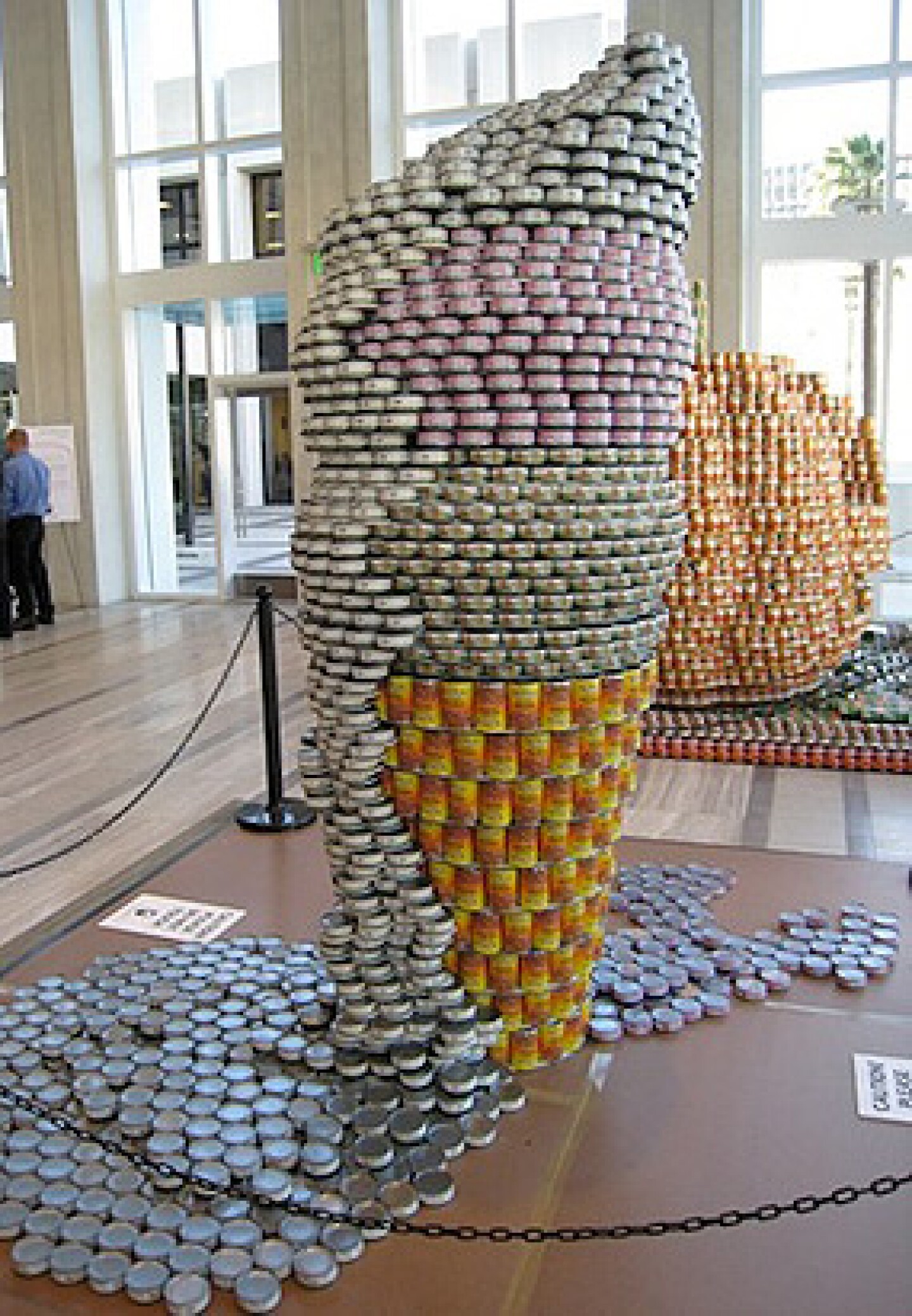 Canstruction09.jpg