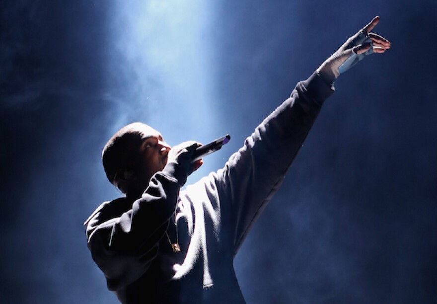 kanye_west_concert.jpg