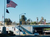 The West LA VA houses the largest VA Medical Center in the country. The 388-acre campus sits between Brentwood and Westwood, along the 405 Freeway. 