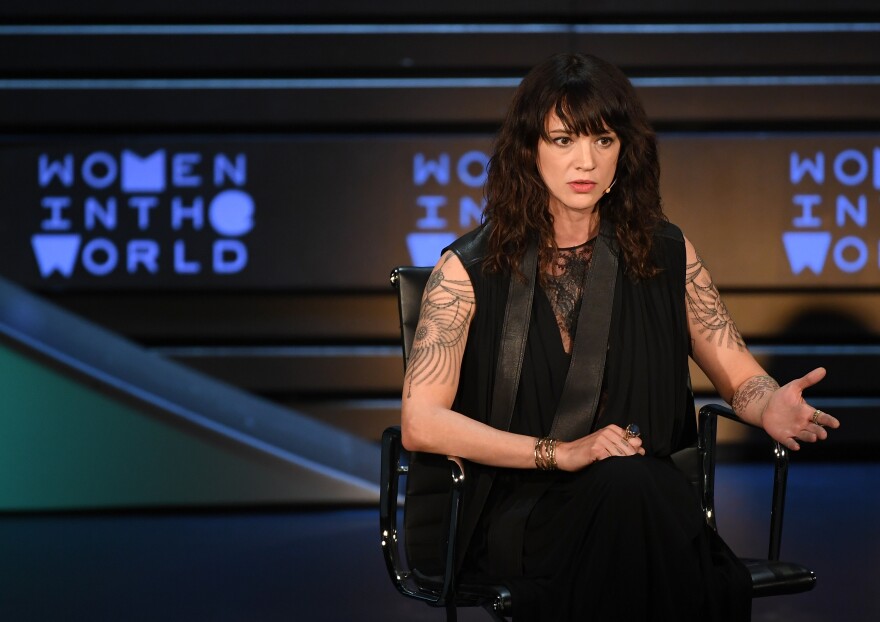 Actor/director Asia Argento speaks onstage at the 2018 Women In The World Summit at Lincoln Center on April 12, 2018 in New York City. / AFP PHOTO / ANGELA WEISS (Photo credit should read ANGELA WEISS/AFP/Getty Images)