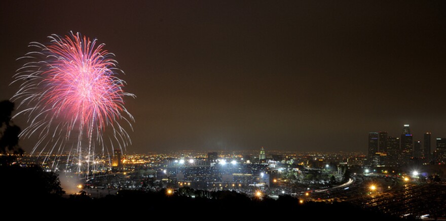4thjulyfireworks.jpg