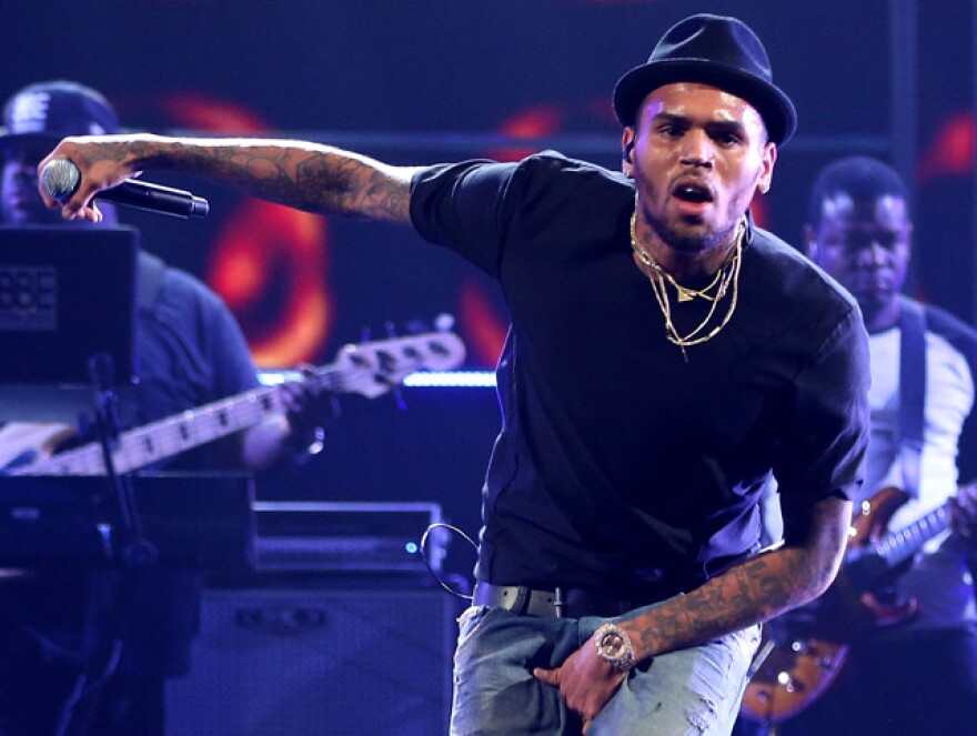 2013_10_chrisbrownr.jpg