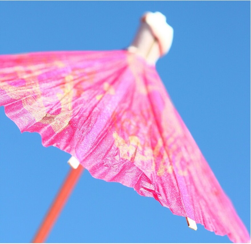 drink_umbrella_tropical.jpg