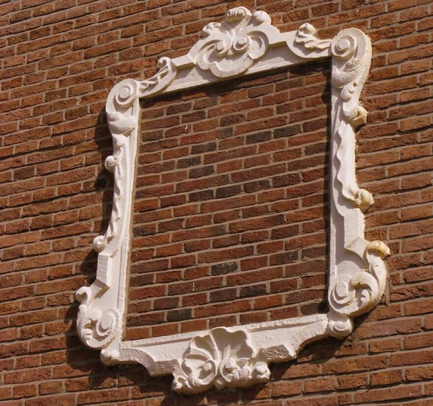 empty_frame_brick.jpg