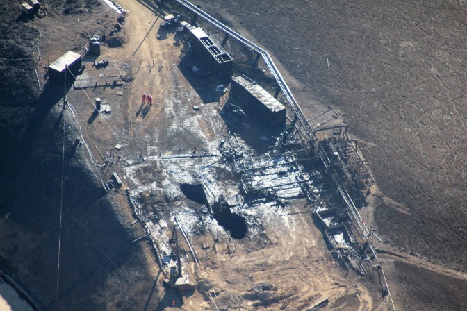 Overhead photos show the leaking Aliso Canyon well pad near the Porter Ranch community on Dec. 17, 2015.