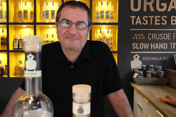 Melkon Khosrovian mixes a "California Love"