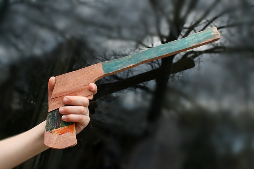 fakewoodengun.jpg