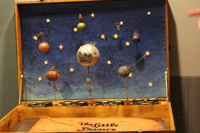 Inside "magic suitcase" for pitching "The Little Prince"