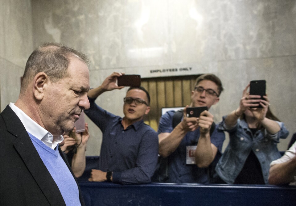 Harvey Weinstein leaves the Manhattan Criminal Court on May 25, 2018 in New York. - Weinstein was arrested and charged Friday with rape and other sex crimes involving two separate women, New York police announced shortly after the fallen Hollywood mogul surrendered to authorities. (Photo by KENA BETANCUR / AFP)        (Photo credit should read KENA BETANCUR/AFP/Getty Images)