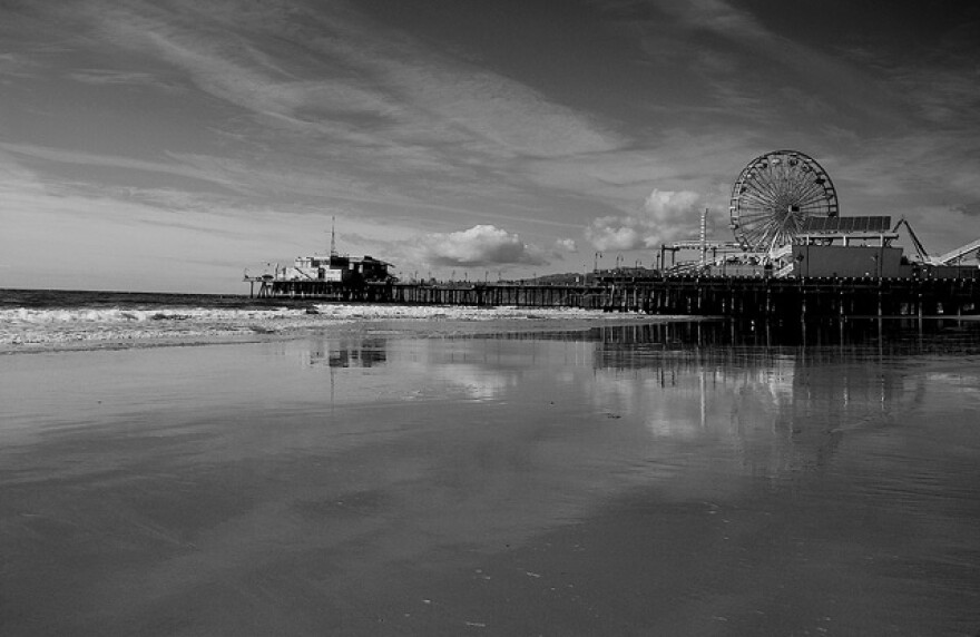 Santa_Monica_Pier_BW_clouds.jpg