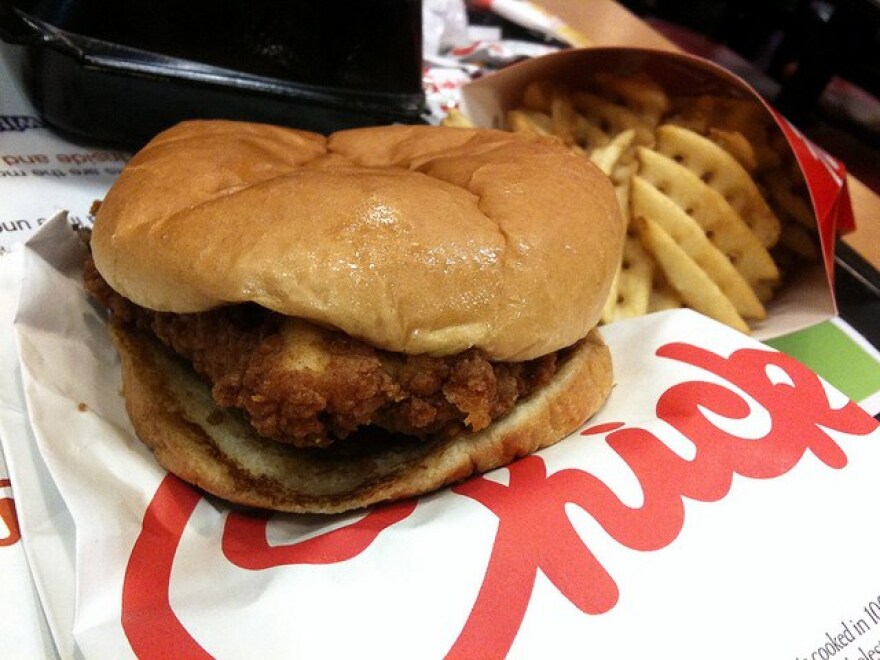 chicken-sandwich-chickfila.jpg