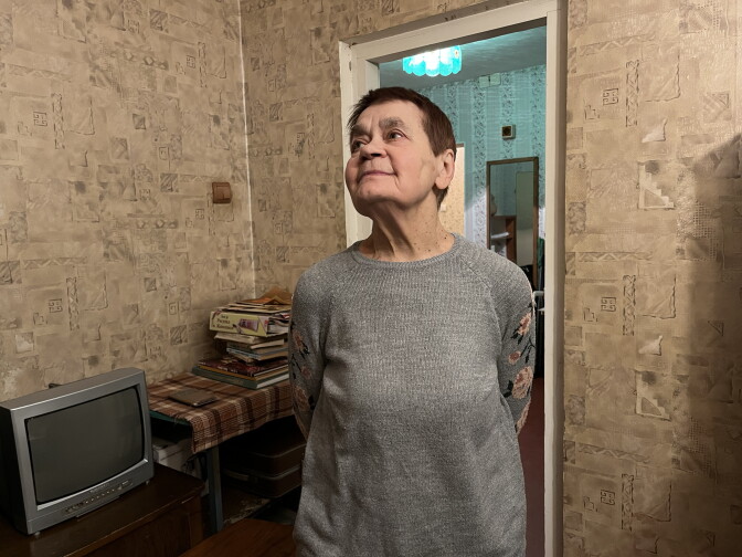 Lusia Kuznetsova, 81, is the daughter of Jacob Estrin's youngest sibling, Fanya Estrin. She's written a checklist of what to take in case of war.