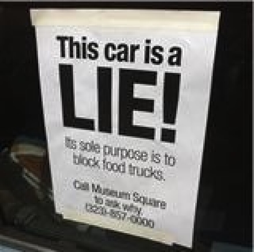 foodtruck-war-signs.jpg