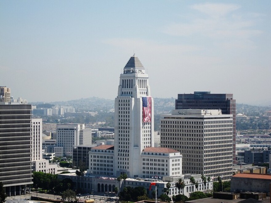9_11_11_LA_City_Hall.jpg