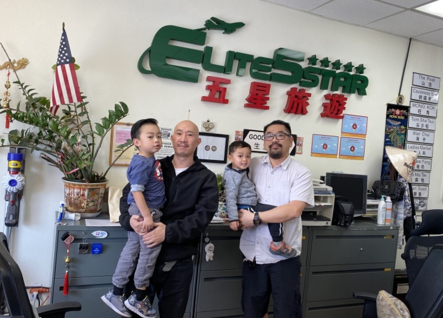 5e38af10c92b3500089d7270-eight.jpg